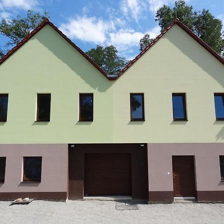 Apartmany Starovice Exteriör bild