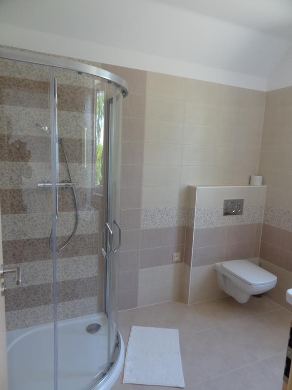 Apartmany Starovice Exteriör bild